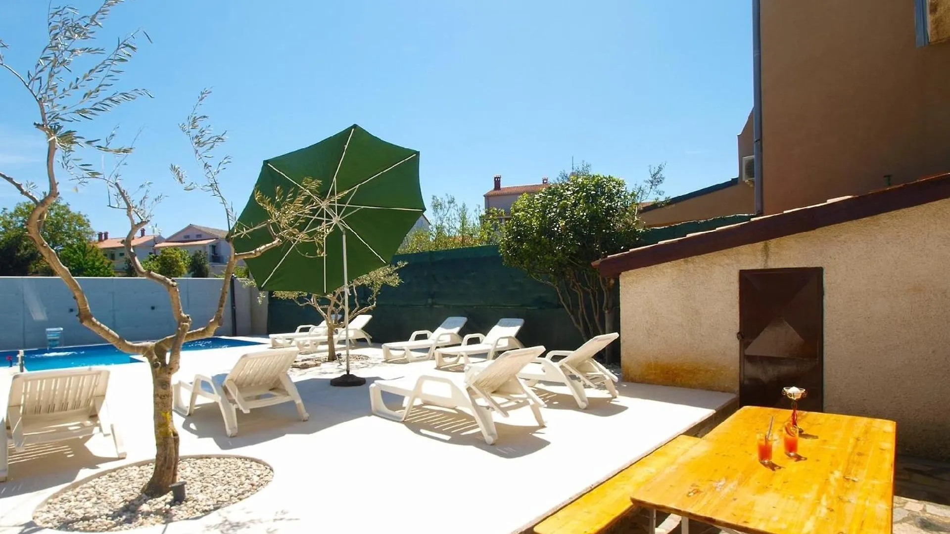 Vakantiehuis Ferienhaus Mit Privatpool Fuer 8 Personen Ca 180 Qm In Pula, Istrien Istrische Riviera