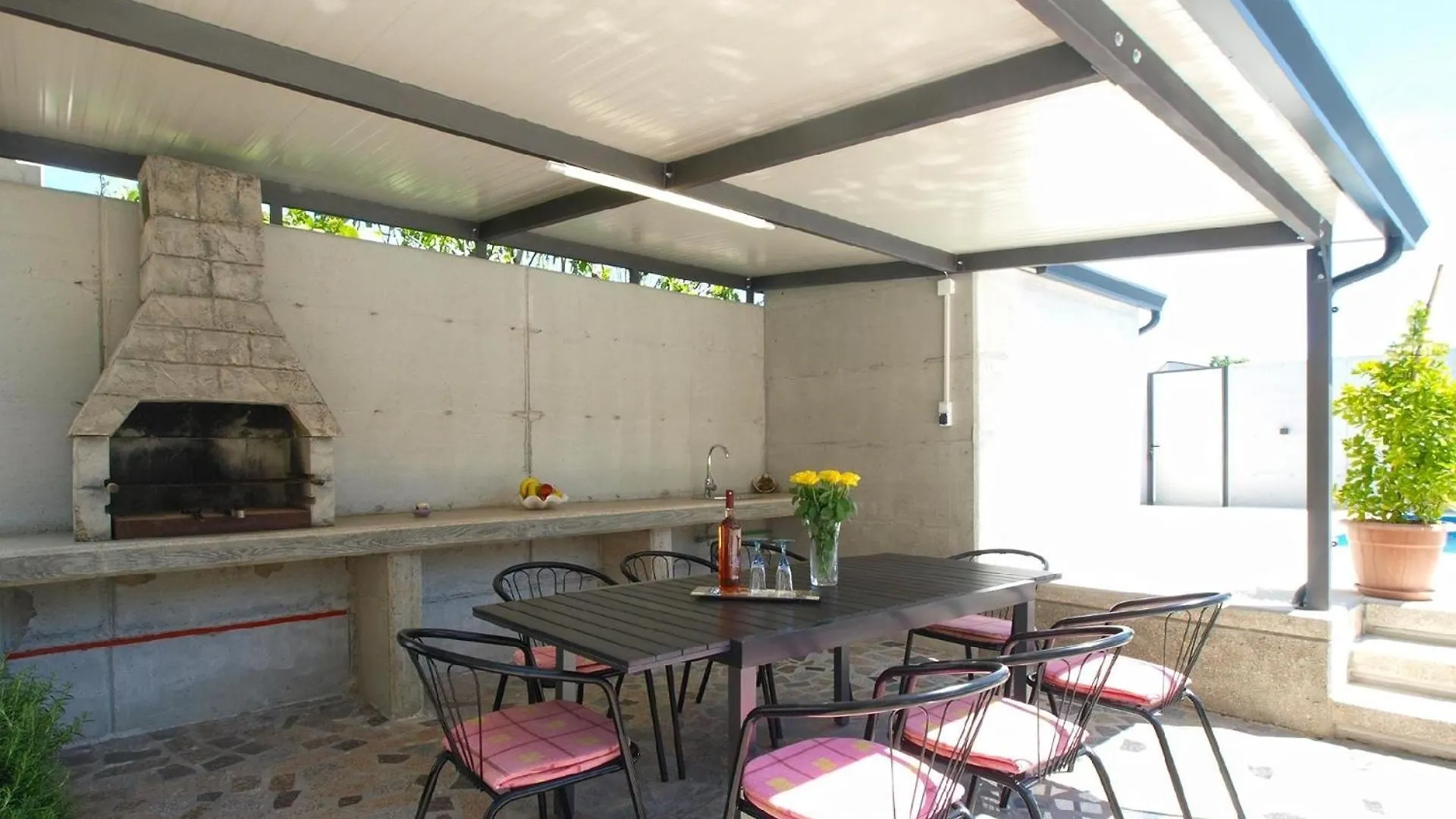 Ferienhaus Mit Privatpool Fuer 8 Personen Ca 180 Qm In Pula, Istrien Istrische Riviera Kroatië