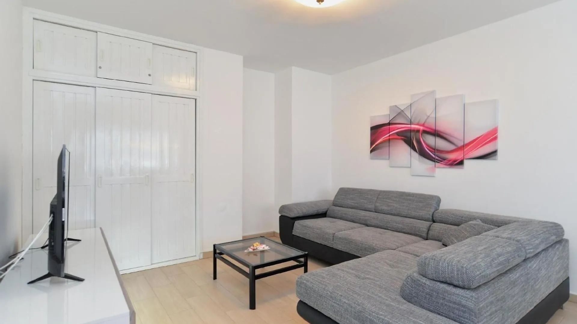 Ferienhaus Mit Privatpool Fuer 8 Personen Ca 180 Qm In Pula, Istrien Istrische Riviera Kroatien